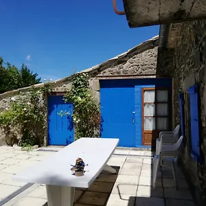 https://les-ecureuils-saint-priest-ardeche.hotels-rhonealpes.com